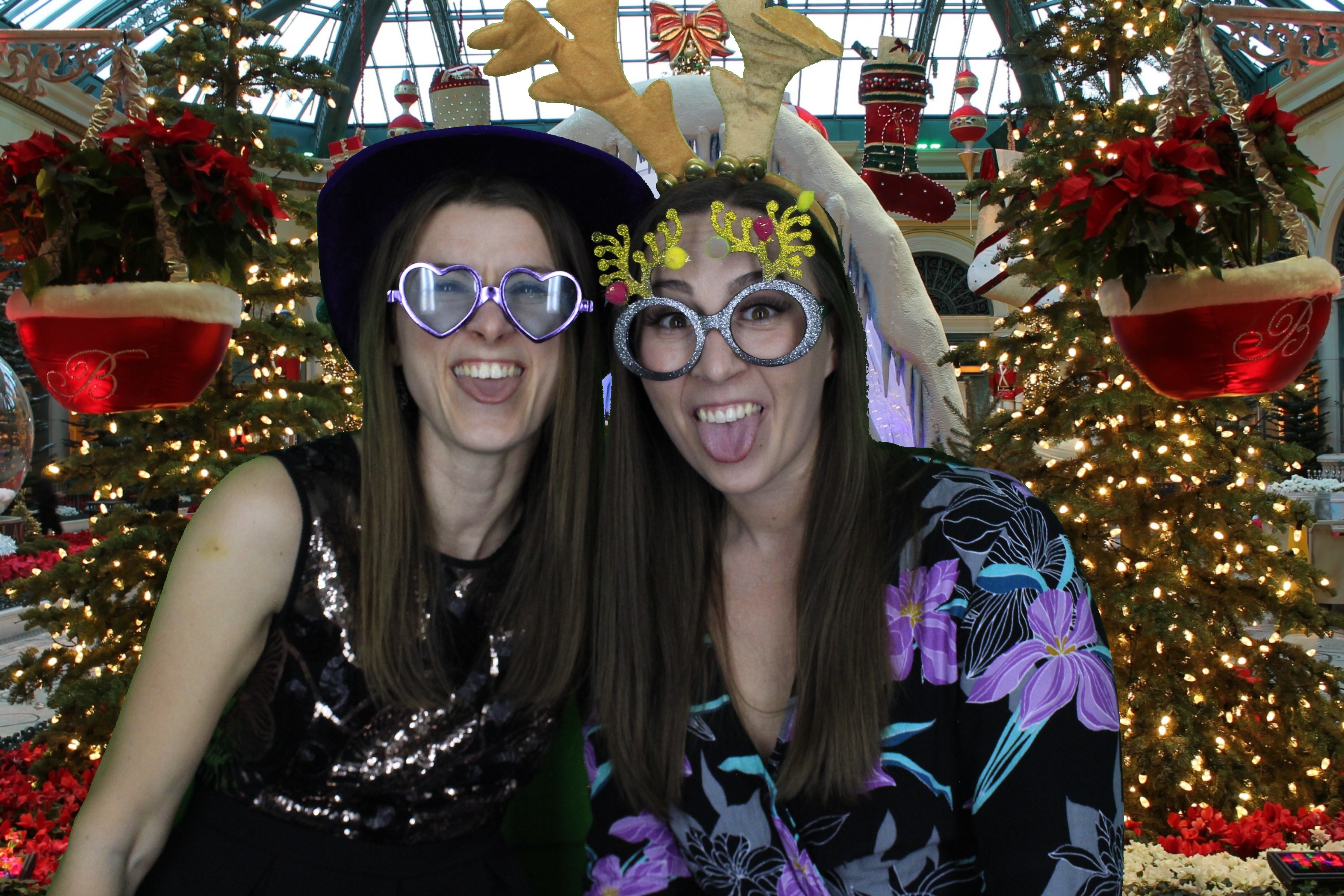 Silvermere Christmas Party  | View more photos from the event at gallery.myphotoboothexperience.co.uk/u/MyPhotoBoothExperienceLtd/Silvermere-Christmas-Party-0